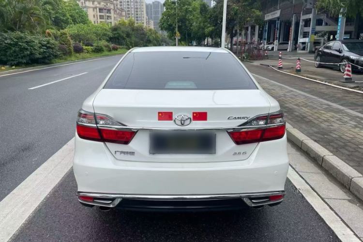 Used Toyota Camry 2016 2.5G 10th Anniversary Deluxe Navigation Edition Exterior 4