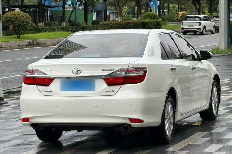 Used Toyota Camry 2016 2.0G 10th Anniversary Leading Edition Exterior 4
