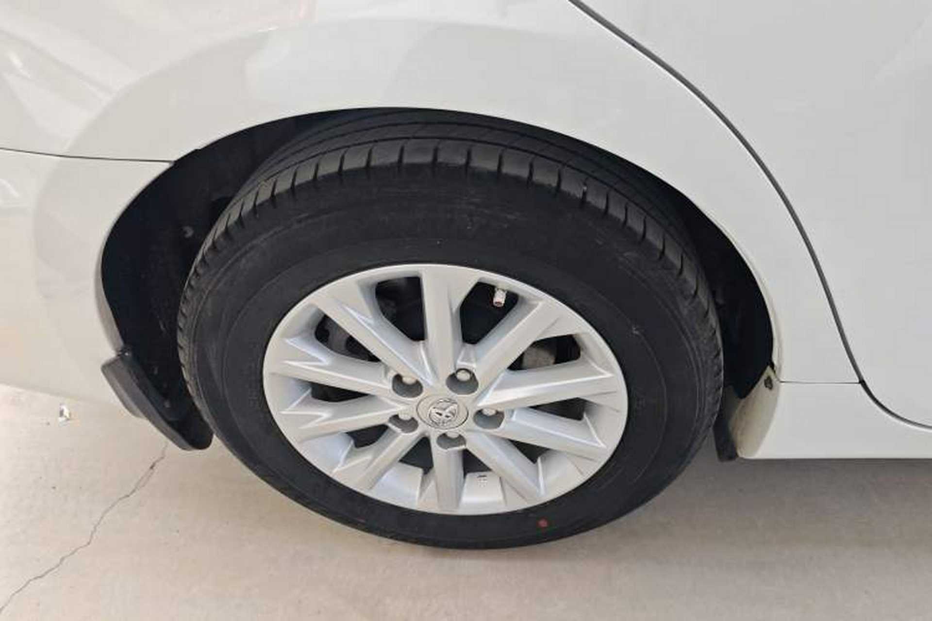 Used Toyota Camry 2016 2.0G 10th Anniversary Leading Edition Exterior 5