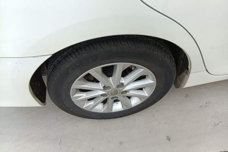 Used Toyota Camry 2016 2.0G 10th Anniversary Leading Edition Exterior 5
