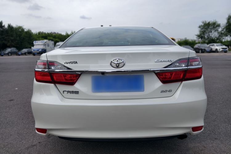 Used Toyota Camry 2016 2.0G 10th Anniversary Leading Edition Exterior 5