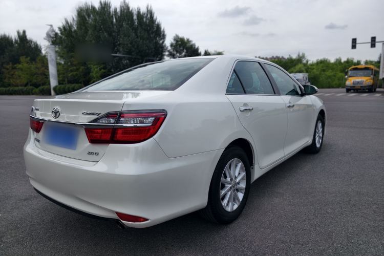 Used Toyota Camry 2016 2.0G 10th Anniversary Leading Edition Exterior 6
