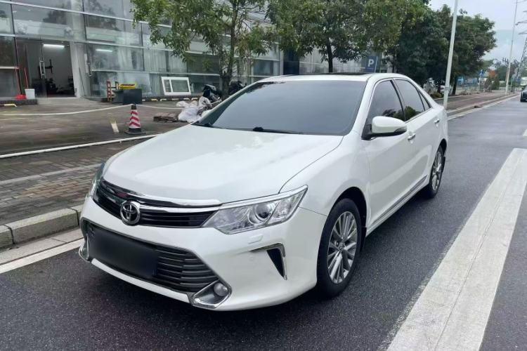 Used Toyota Camry 2016 2.5G 10th Anniversary Deluxe Navigation Edition Exterior 9