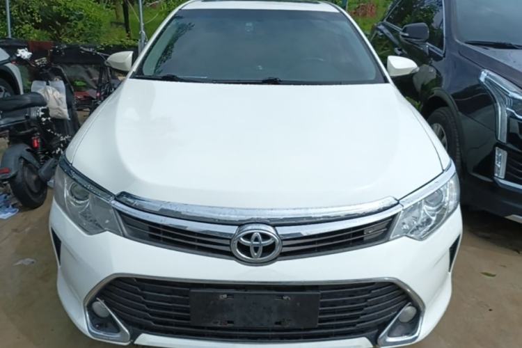 Used Toyota Camry 2016 2.0G 10th Anniversary Leading Edition Front