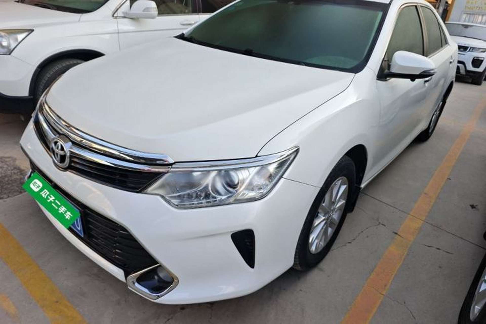 Used Toyota Camry 2016 2.0G 10th Anniversary Leading Edition Front Left 45 Deg