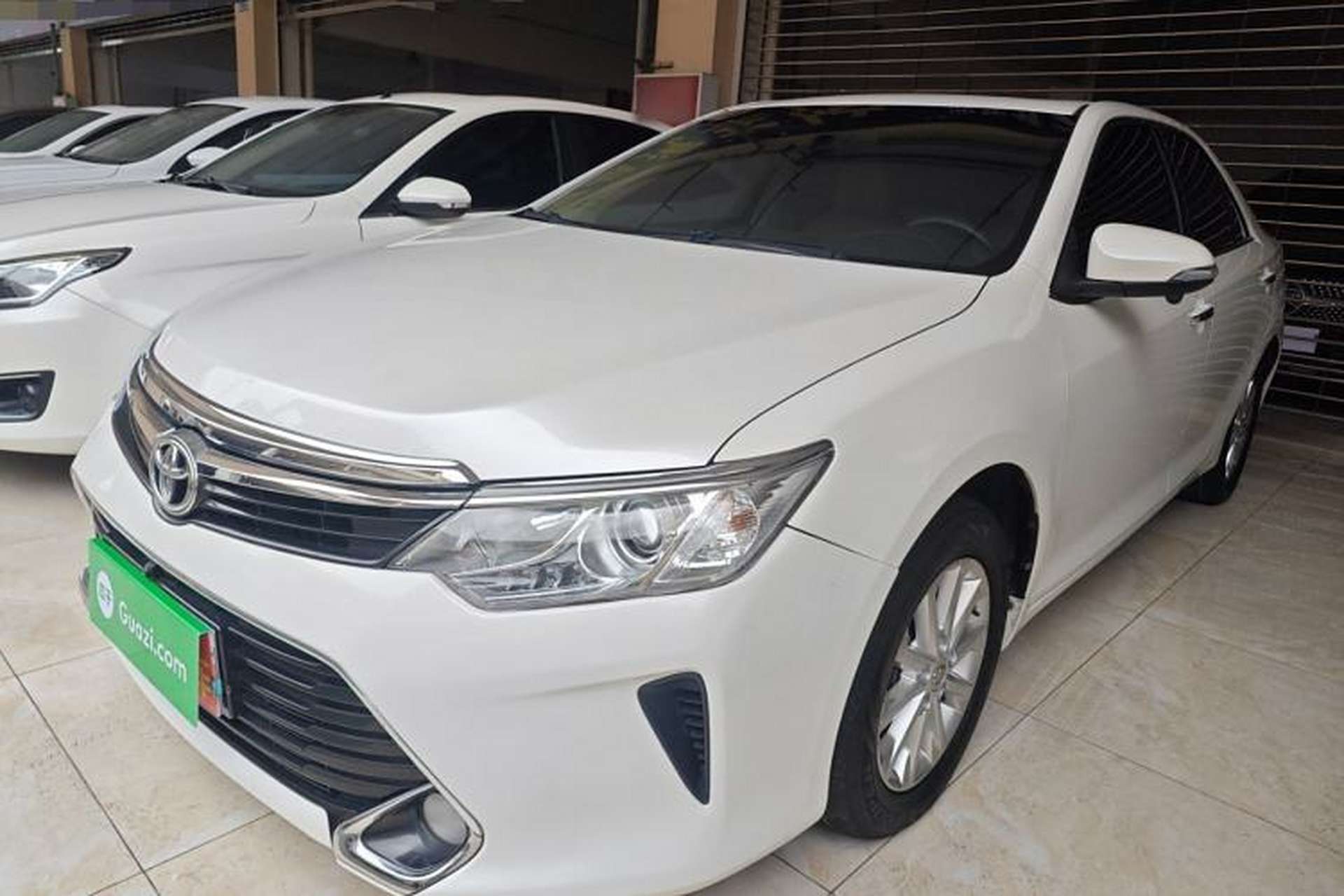 Used Toyota Camry 2016 2.0E 10th Anniversary Elite Edition Front Left 45 Deg