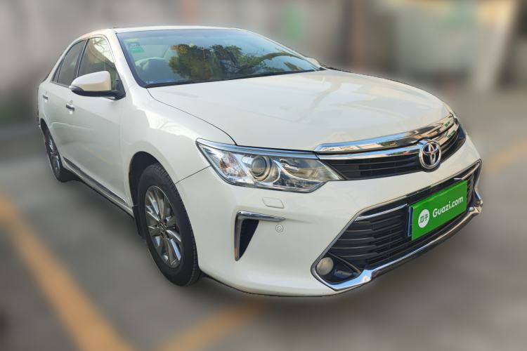 Used Toyota Camry 2016 2.0G 10th Anniversary Luxury Edition Front Right 45 Deg
