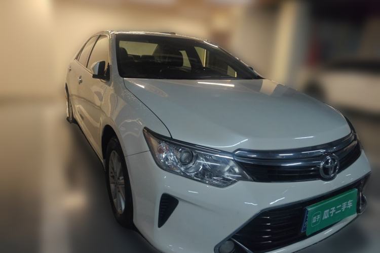 Used Toyota Camry 2016 2.0G 10th Anniversary Leading Edition Front Right 45 Deg