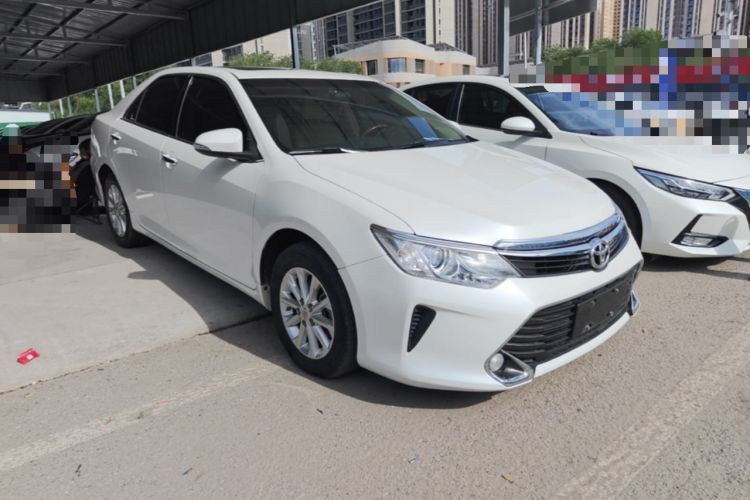 Used Toyota Camry 2016 2.0G 10th Anniversary Leading Edition Front Right 45 Deg