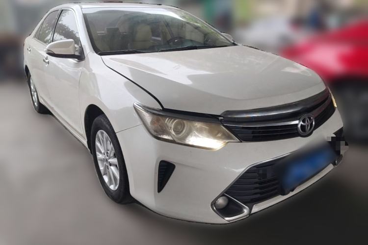 Used Toyota Camry 2016 2.0G 10th Anniversary Leading Edition Front Right 45 Deg