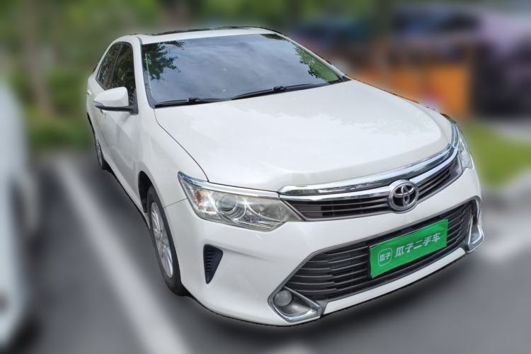 Used Toyota Camry 2016 2.0G 10th Anniversary Leading Edition Front Right 45 Deg