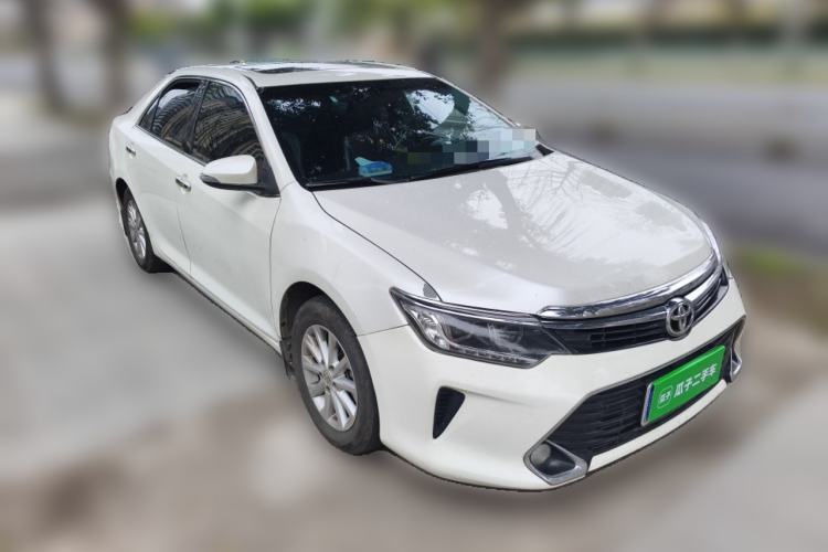 Used Toyota Camry 2016 2.0G 10th Anniversary Leading Edition Front Right 45 Deg
