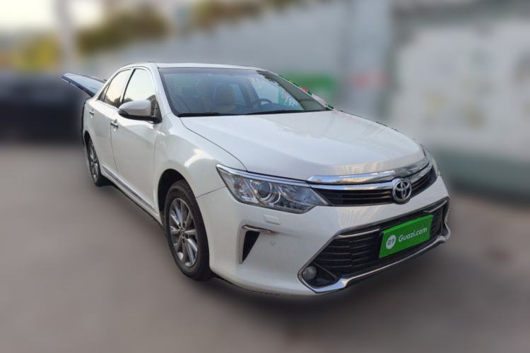 Used Toyota Camry 2016 2.0G 10th Anniversary Luxury Edition Front Right 45 Deg