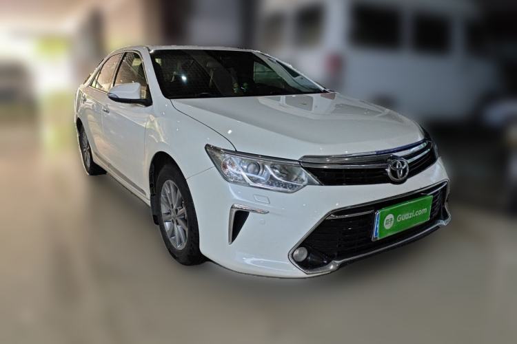 Used Toyota Camry 2016 2.0G 10th Anniversary Luxury Edition Front Right 45 Deg