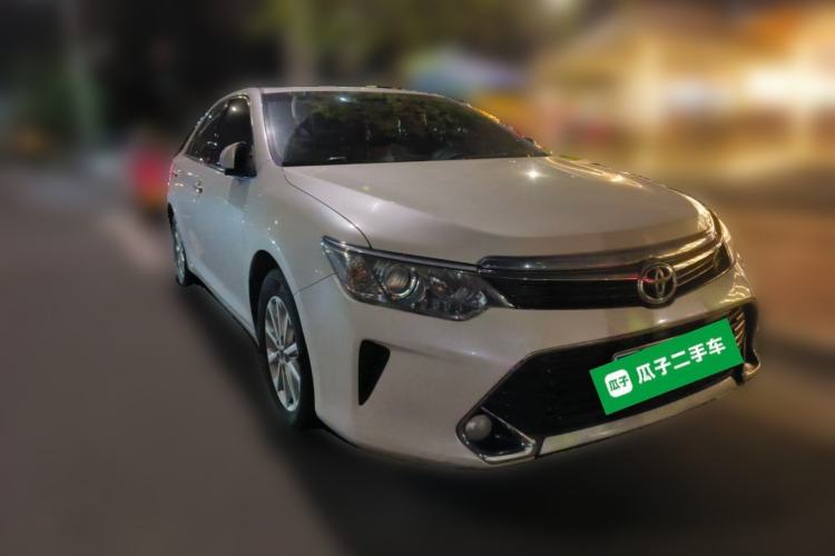 Used Toyota Camry 2016 2.0G 10th Anniversary Leading Edition Front Right 45 Deg