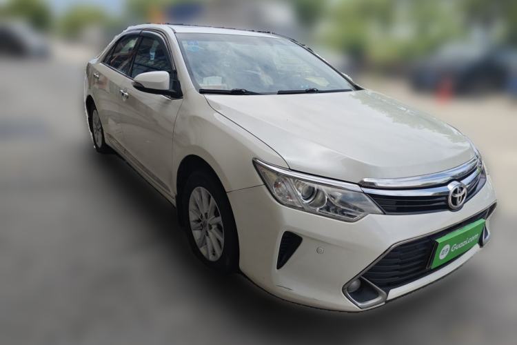 Used Toyota Camry 2016 2.0G 10th Anniversary Leading Edition Front Right 45 Deg