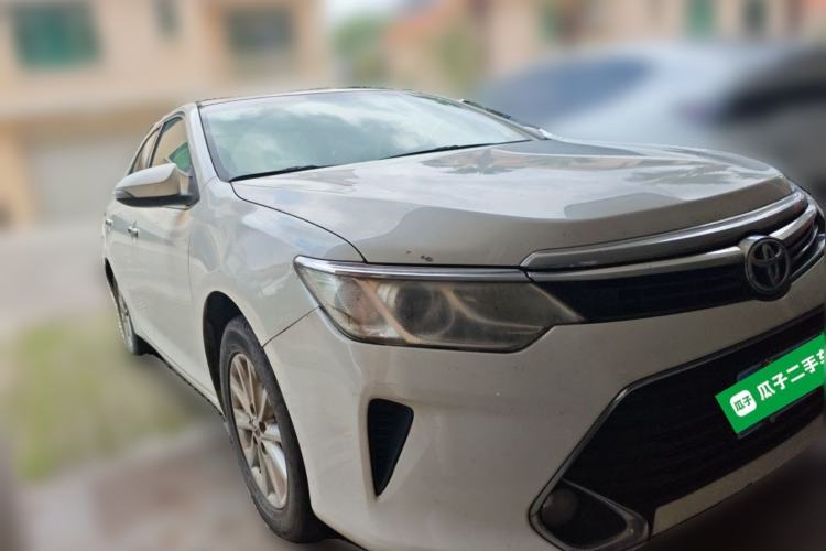 Used Toyota Camry 2016 2.0G 10th Anniversary Leading Edition Front Right 45 Deg