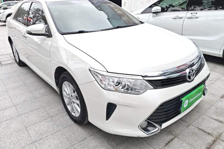 Used Toyota Camry 2016 2.0G 10th Anniversary Leading Edition Front Right 45 Deg