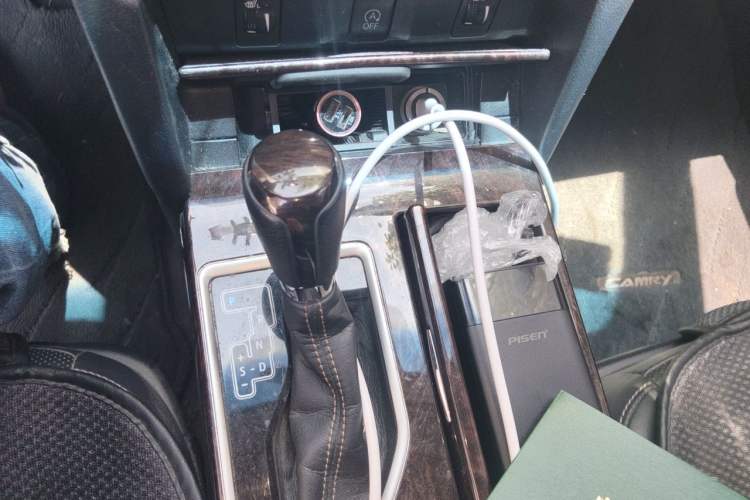 Used Toyota Camry 2016 2.0G 10th Anniversary Leading Edition Gear Lever