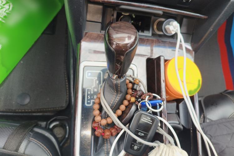 Used Toyota Camry 2016 2.0G 10th Anniversary Leading Edition Gear Lever