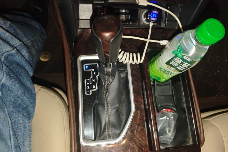 Used Toyota Camry 2016 2.0G 10th Anniversary Leading Edition Gear Lever