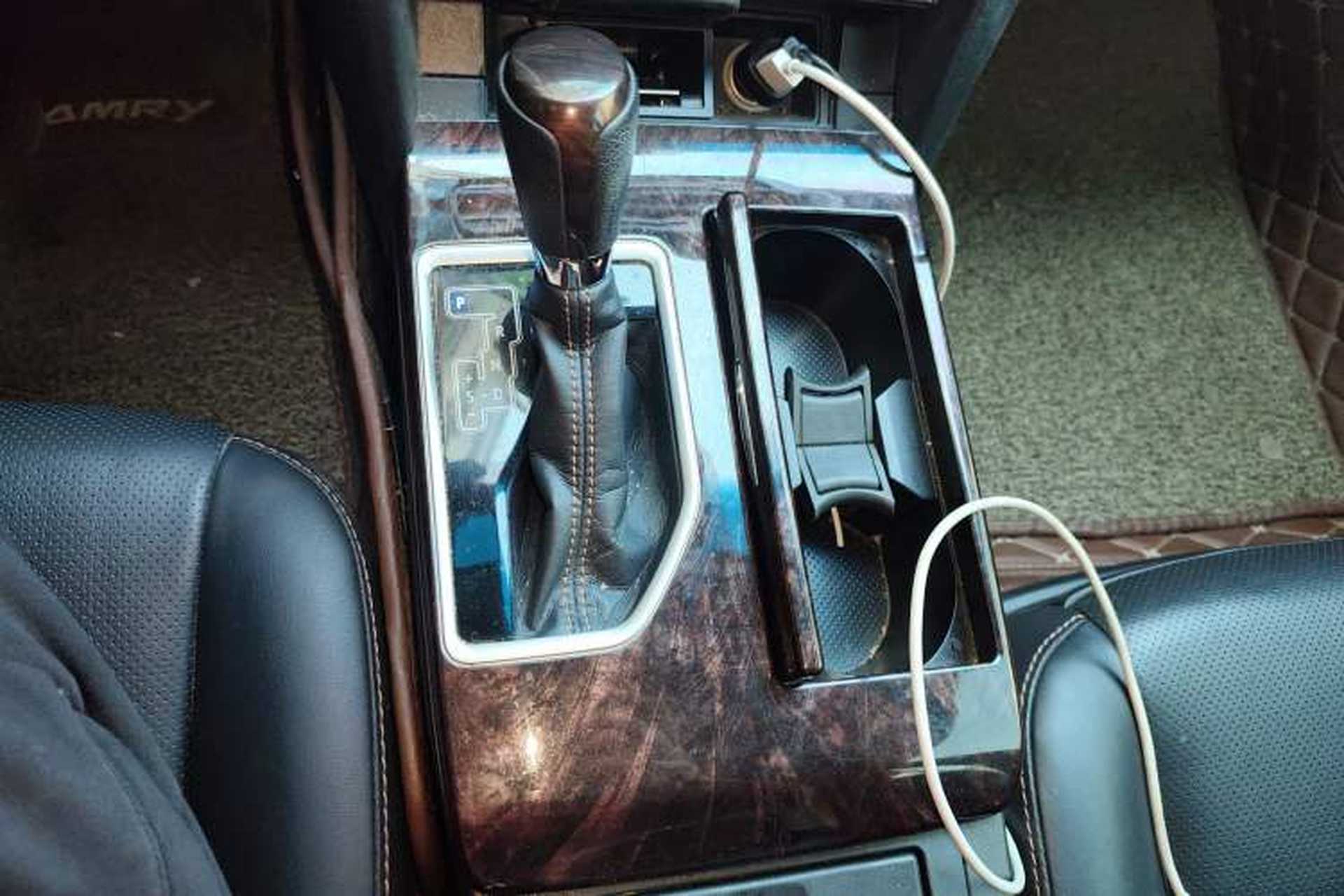 Used Toyota Camry 2016 2.0G 10th Anniversary Leading Edition Gear Lever