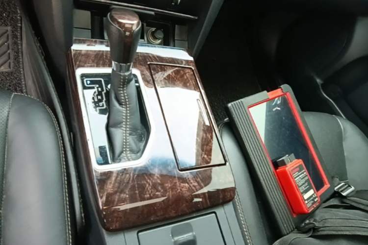 Used Toyota Camry 2016 2.0G 10th Anniversary Leading Edition Gear Lever