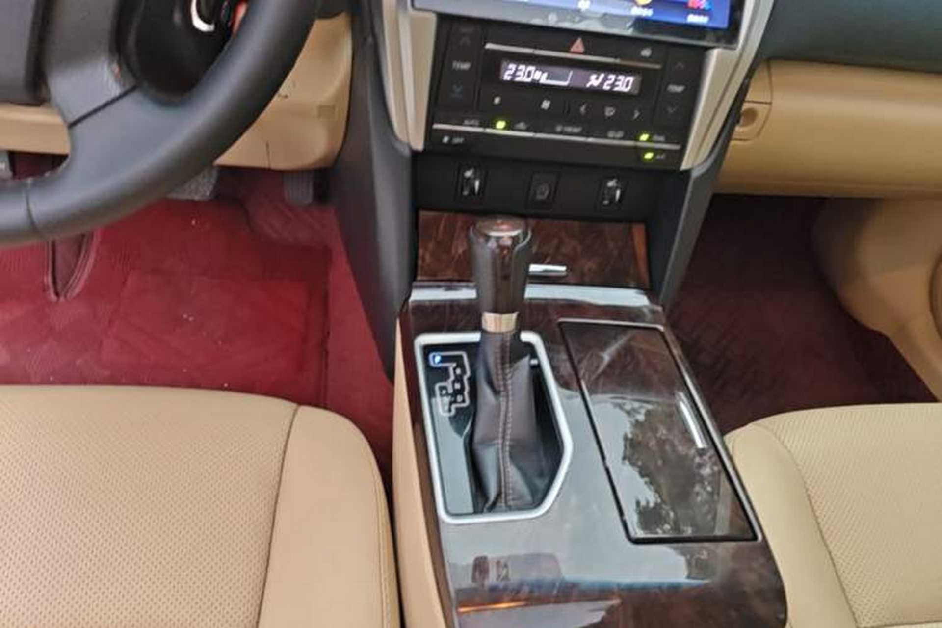 Used Toyota Camry 2016 2.0G 10th Anniversary Leading Edition Gear Lever