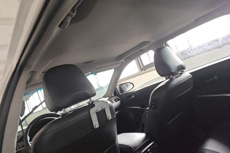 Used Toyota Camry 2016 2.0G 10th Anniversary Leading Edition Headliner