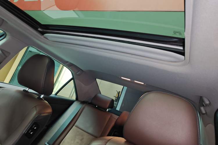 Used Toyota Camry 2016 2.0G 10th Anniversary Luxury Edition Headliner
