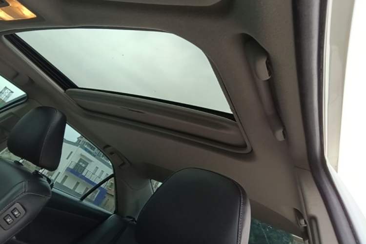 Used Toyota Camry 2016 2.0G 10th Anniversary Leading Edition Headliner
