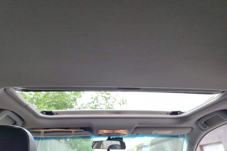 Used Toyota Camry 2016 2.0G 10th Anniversary Leading Edition Headliner