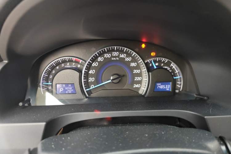 Used Toyota Camry 2016 2.0E 10th Anniversary Elite Edition Instrument Cluster
