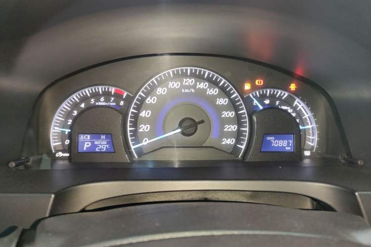 Used Toyota Camry 2016 2.0G 10th Anniversary Leading Edition Instrument Cluster
