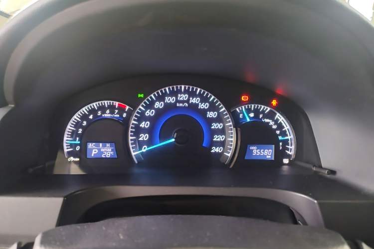 Used Toyota Camry 2016 2.0G 10th Anniversary Leading Edition Instrument Cluster