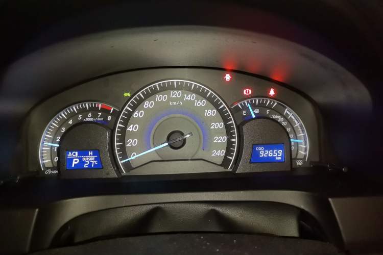 Used Toyota Camry 2016 2.0E 10th Anniversary Elite Edition Instrument Cluster