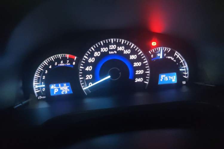 Used Toyota Camry 2016 2.0E 10th Anniversary Elite Edition Instrument Cluster