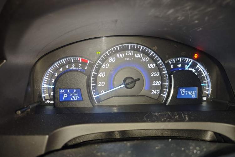 Used Toyota Camry 2016 2.0G 10th Anniversary Leading Edition Instrument Cluster