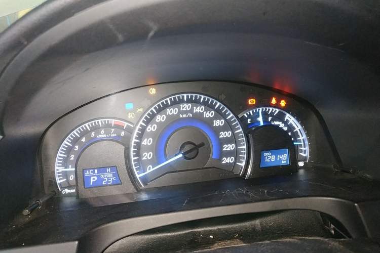 Used Toyota Camry 2016 2.0G 10th Anniversary Leading Edition Instrument Cluster