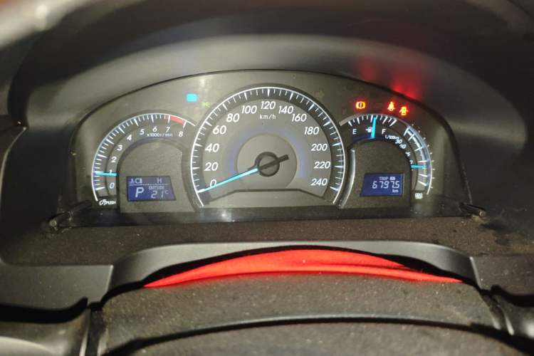 Used Toyota Camry 2016 2.0G 10th Anniversary Leading Edition Instrument Cluster
