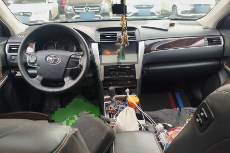 Used Toyota Camry 2016 2.0G 10th Anniversary Leading Edition Interior 2