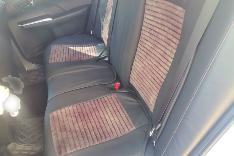 Used Toyota Camry 2016 2.0E 10th Anniversary Elite Edition Interior 4