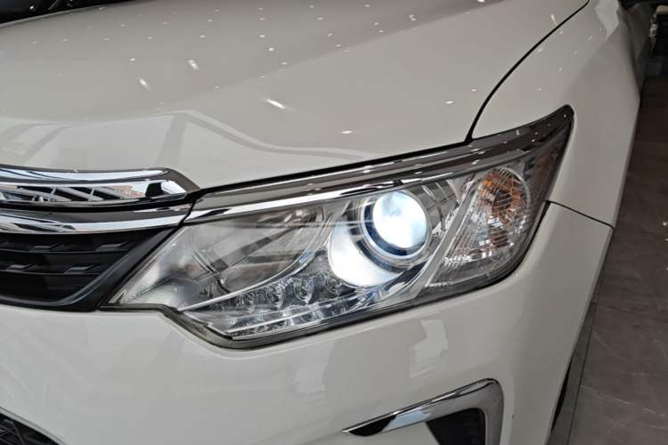 Used Toyota Camry 2016 2.0S 10th Anniversary Lingdong Edition Left Front Headlight