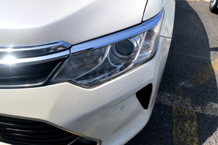 Used Toyota Camry 2016 2.0G 10th Anniversary Leading Edition Left Front Headlight