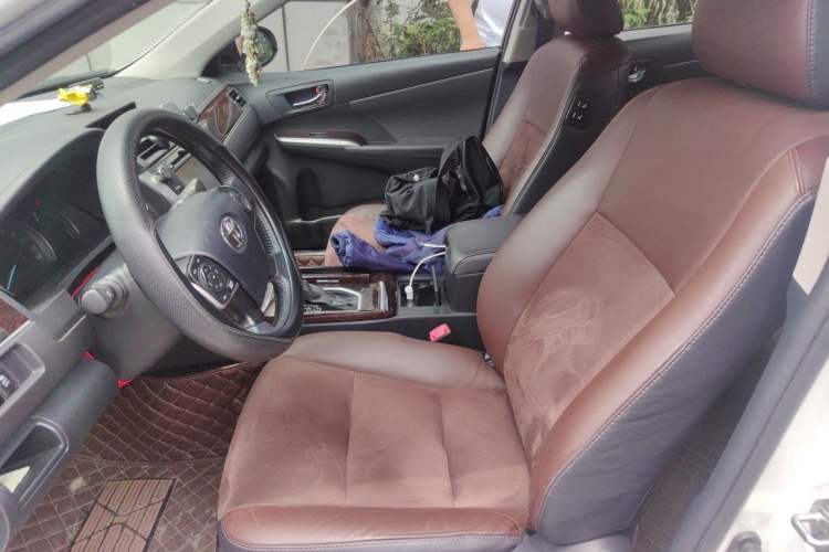 Used Toyota Camry 2016 2.5G 10th Anniversary Deluxe Navigation Edition Left Front Seat
