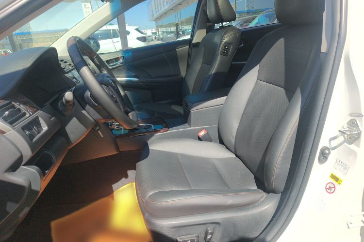 Used Toyota Camry 2016 2.0G 10th Anniversary Leading Edition Left Front Seat