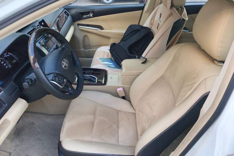 Used Toyota Camry 2016 2.0G 10th Anniversary Luxury Edition Left Front Seat