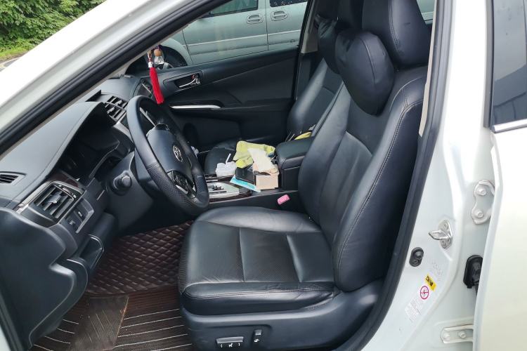 Used Toyota Camry 2016 2.0G 10th Anniversary Leading Edition Left Front Seat