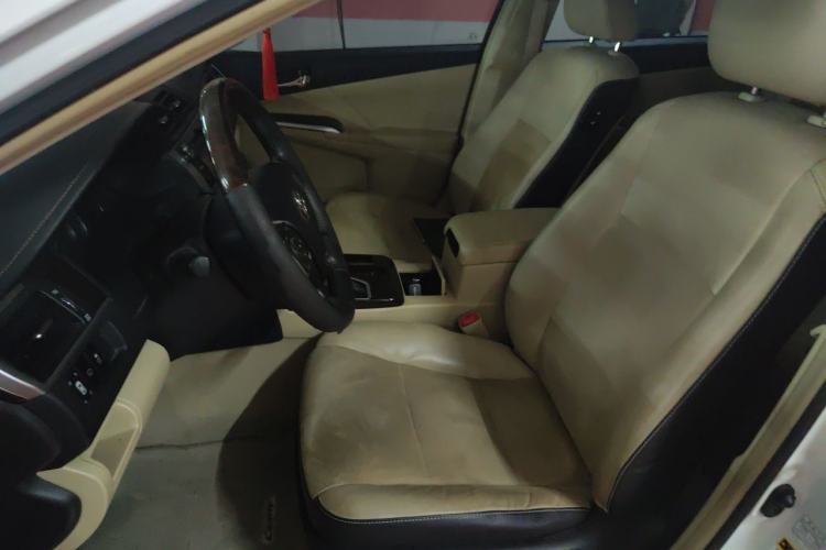 Used Toyota Camry 2016 2.0G 10th Anniversary Luxury Edition Left Front Seat