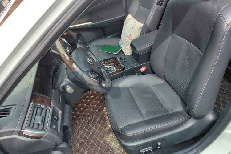 Used Toyota Camry 2016 2.0G 10th Anniversary Leading Edition Left Front Seat